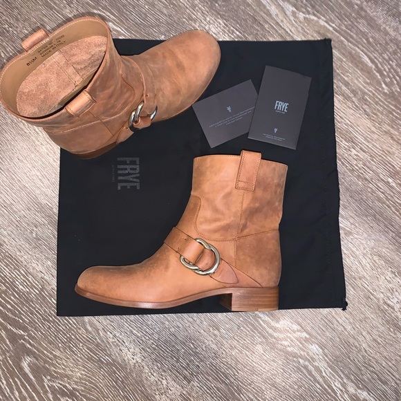 8.5 FRYE RICKI RING STRAP BOOT IN COGNAC - Picture 2 of 8